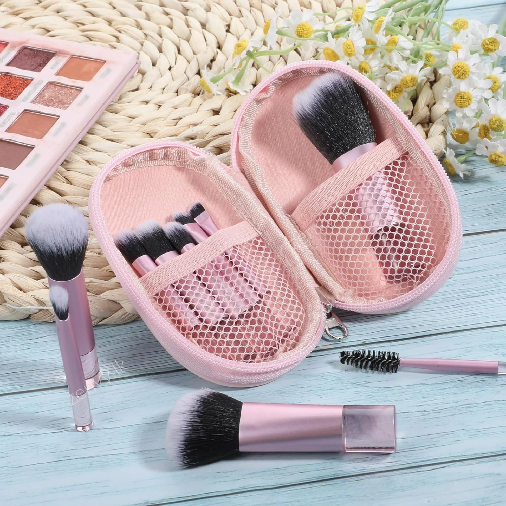 Buy 10 Pcs Mini Travel Makeup Brush Set With Pouch | Zenvy.lk